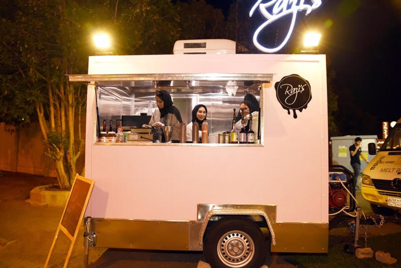 مشروع عربة الطعام المتنقلة