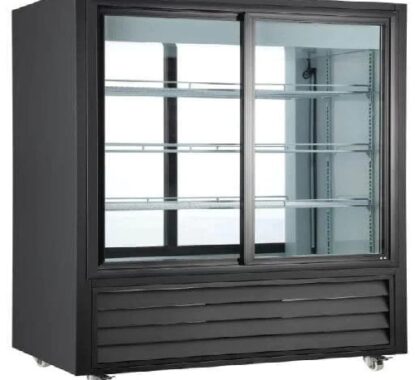 ثلاجة عرض للعصائر