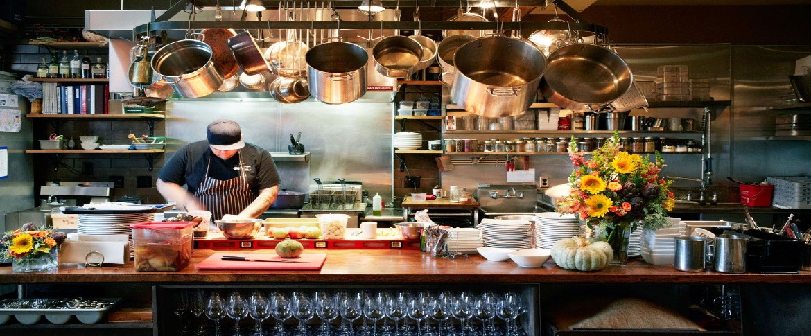 تجهيز مطعم بأقل تكلفة في السعودية