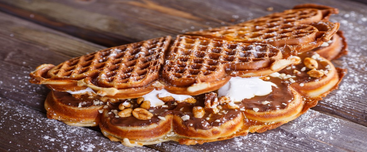 ماكينات وافل وخصومات جولدن آيس الجديدة 2024